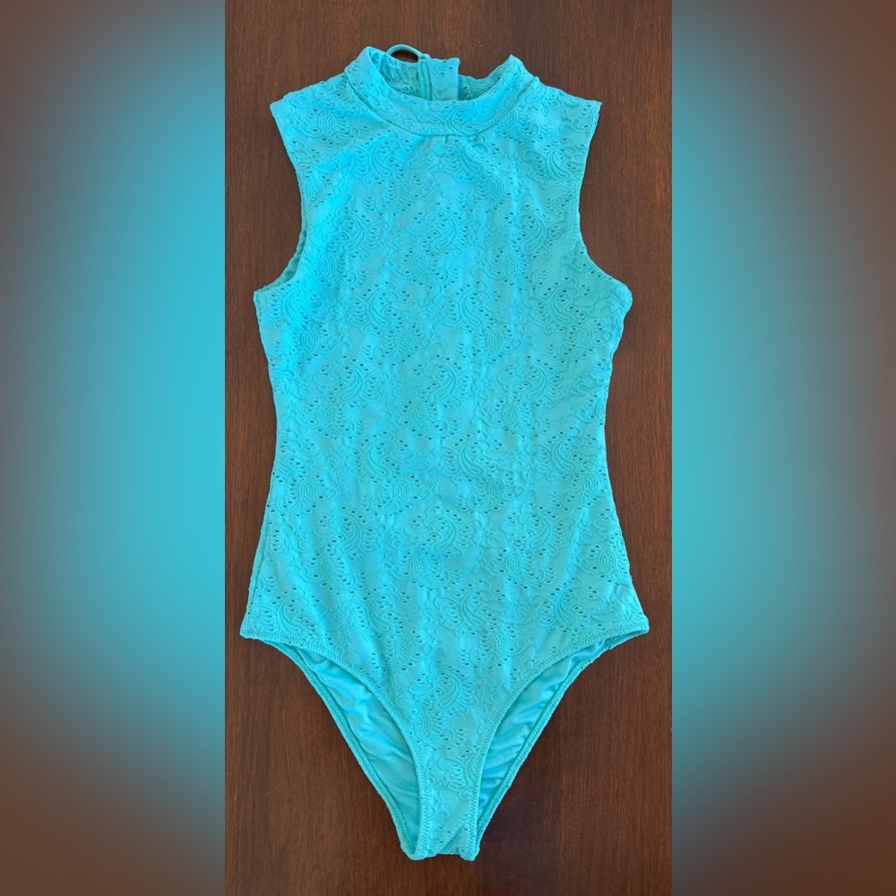 O'Neill Turquoise Eyelet Myrtos Tank Surf Swimsuit Women’s Size Small